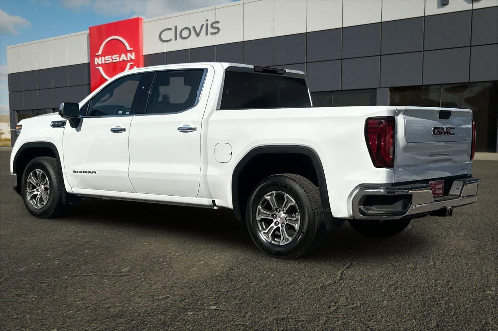 Used 2025 GMC Sierra 1500 SLT RWD image 7