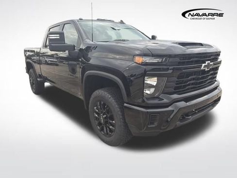 New 2026 Chevrolet Silverado 2500 Custom w/ Custom Value Package AWD/4WD image 1