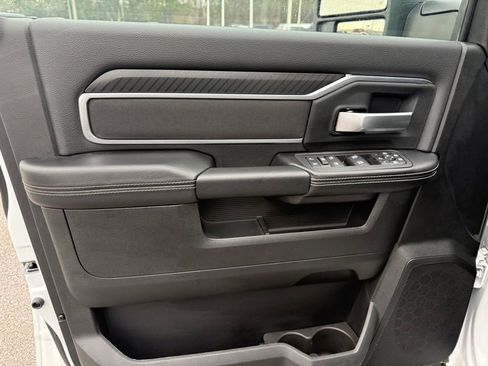 New 2026 RAM 2500 Big Horn AWD/4WD image 10