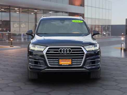 Used 2017 Audi Q7 3.0T Premium Plus w/ Premium Plus Package AWD/4WD image 2