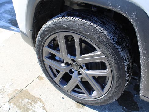 New 2026 Jeep Compass Limited image 33