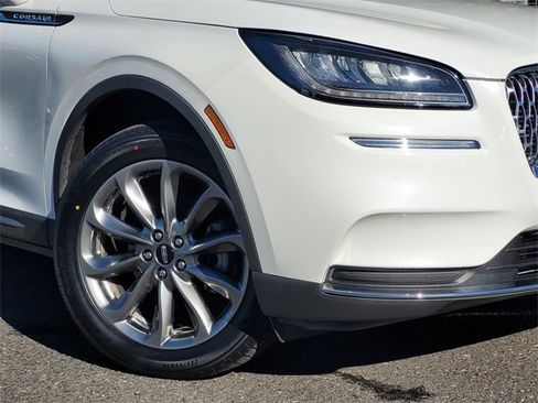 Used 2022 Lincoln Corsair AWD w/ Premium Package image 4