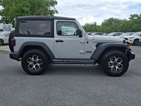 Used 2023 Jeep Wrangler Sport AWD/4WD image 7