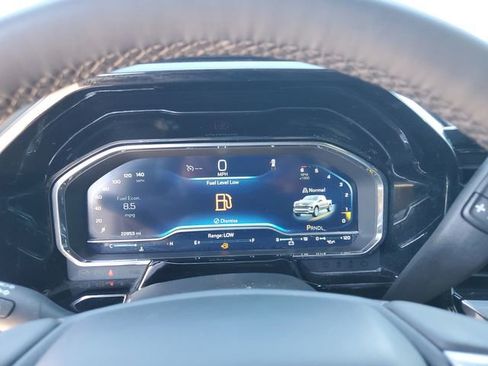 Used 2023 Chevrolet Silverado 1500 LT image 19