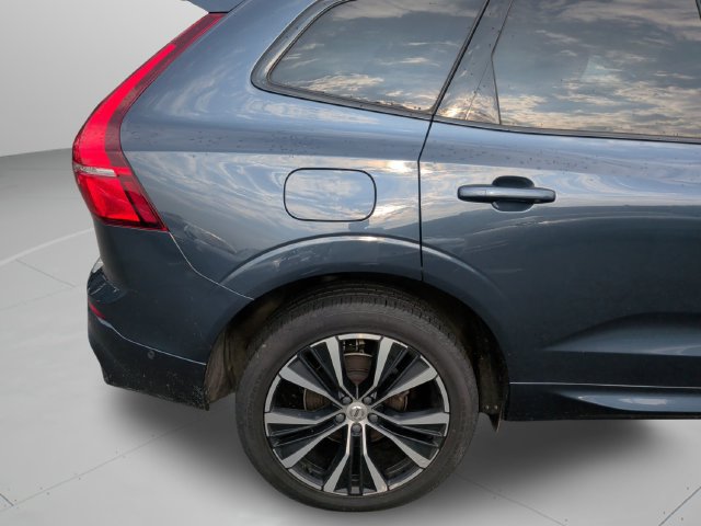 Used 2023 Volvo XC60 B5 Plus w/ Climate Package AWD/4WD image 21