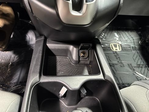 Used 2018 Honda CR-V LX image 26