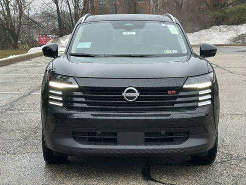 New 2025 Nissan Kicks SR w/ SR Premium Package image 3