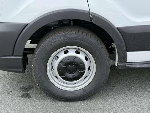 New 2025 Ford Transit 250 148 Medium Roof w/ Load Area Protection Package image 7