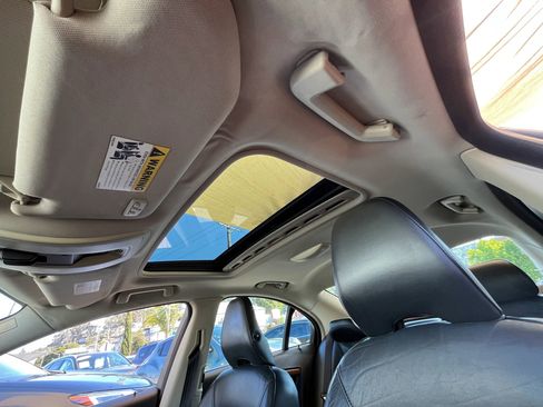 Used 2009 Volvo S80 3.2 image 24