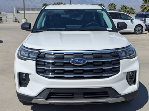New 2026 Ford Explorer Active w/ Active Comfort Package RWD image 6