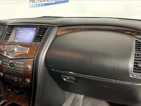 Used 2015 INFINITI QX80 Base image 12