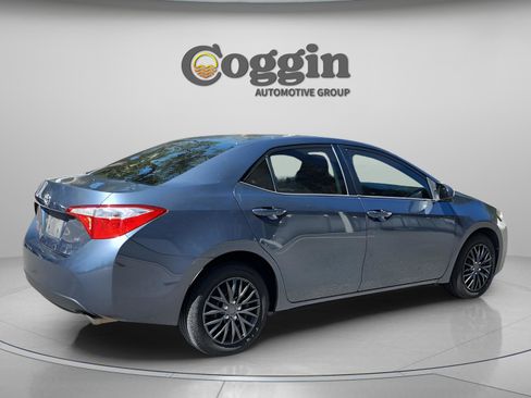 Used 2014 Toyota Corolla LE image 6