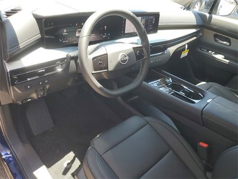 Used 2025 Nissan Murano SL w/ Cargo Package image 13