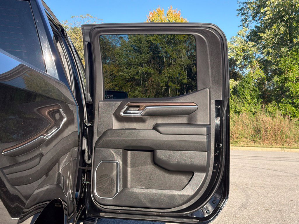 Used 2024 Chevrolet Silverado 1500 RST w/ Z71 Off-Road Package AWD/4WD image 28