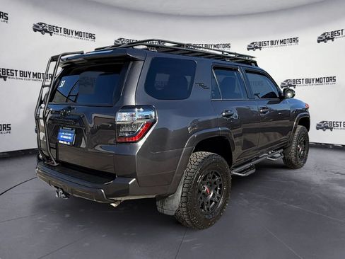 Used 2018 Toyota 4Runner TRD Off-Road Premium AWD/4WD image 8