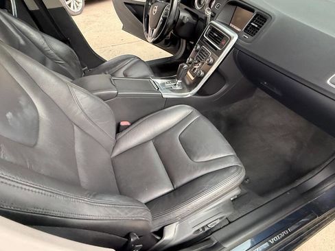 Used 2012 Volvo S60 T5 w/ Climate Pkg FWD image 61