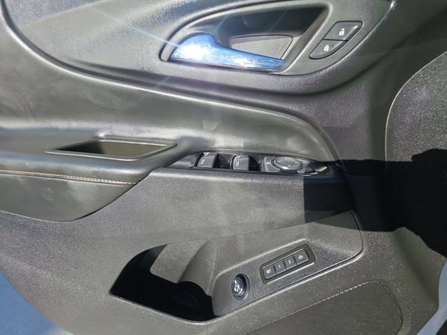 Used 2023 Chevrolet Equinox Premier FWD image 22