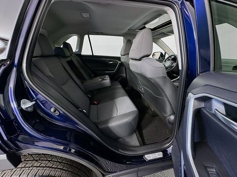 Certified 2025 Toyota RAV4 XLE w/ Convenience Package FWD image 27