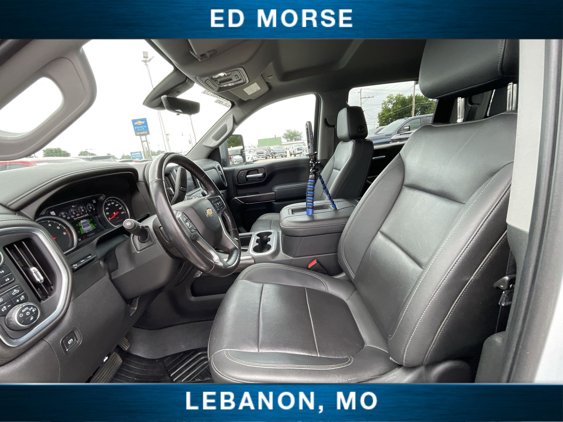 Used 2022 Chevrolet Silverado 1500 LTZ w/ Technology Package AWD/4WD image 18