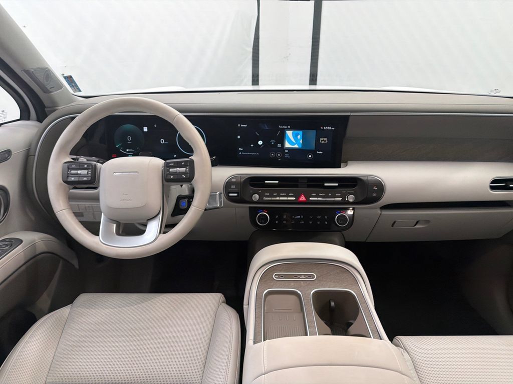 Certified 2026 Hyundai Palisade Limited FWD image 25