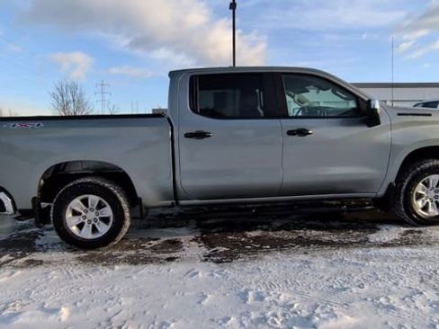 Used 2023 Chevrolet Silverado 1500 LT image 10