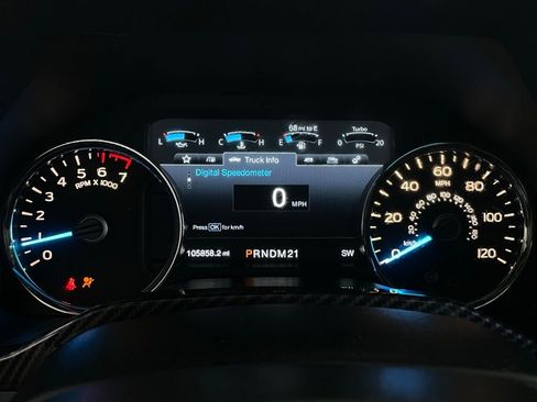 Used 2015 Ford F150 Lariat w/ Equipment Group 502A Luxury image 31