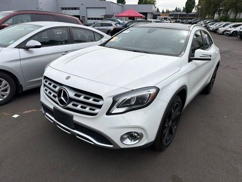Used 2019 Mercedes-Benz GLA 250 4MATIC image 4
