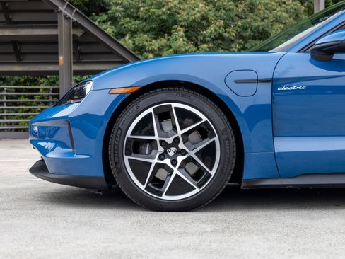 Certified 2025 Porsche Taycan RWD image 13