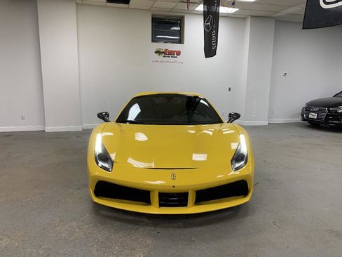 Used 2017 Ferrari 488 Spider RWD image 2