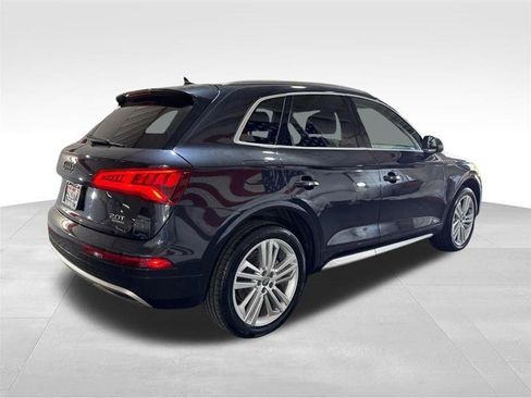 Used 2018 Audi Q5 2.0T Premium Plus w/ Premium Plus Package AWD/4WD image 5