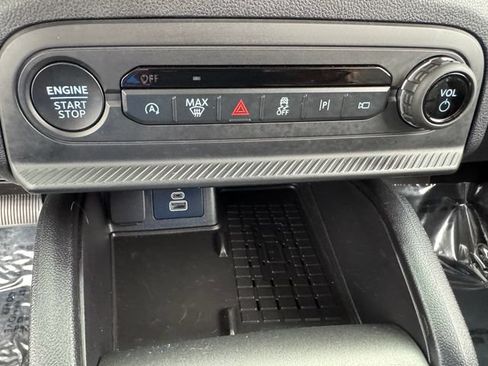 Used 2025 Ford Bronco Sport Outer Banks w/ Outer Banks Tech Package+ AWD/4WD image 27