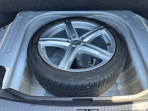 Used 2016 Toyota Avalon Limited FWD image 13