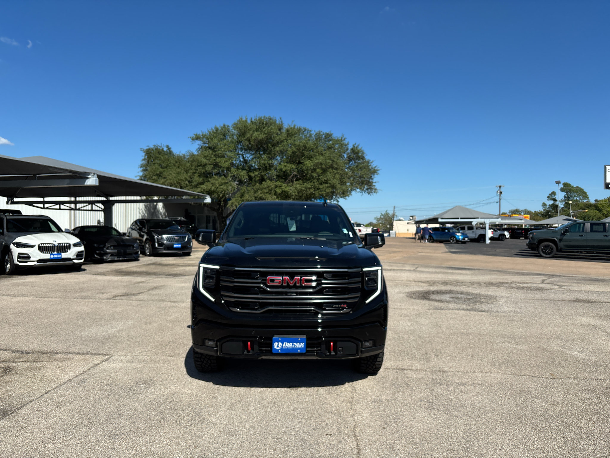 New 2026 GMC Sierra 1500 AT4 w/ AT4 Premium Package AWD/4WD image 2
