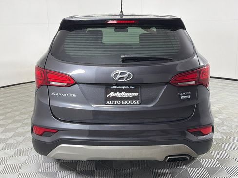 Used 2018 Hyundai Santa Fe Sport image 6
