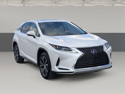Used 2022 Lexus RX 350 AWD w/ Premium Package image 2