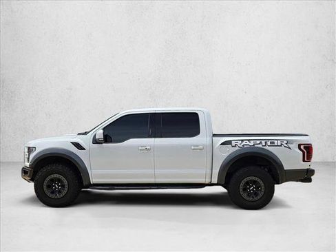 Used 2018 Ford F150 Raptor w/ Equipment Group 802A Luxury AWD/4WD image 8