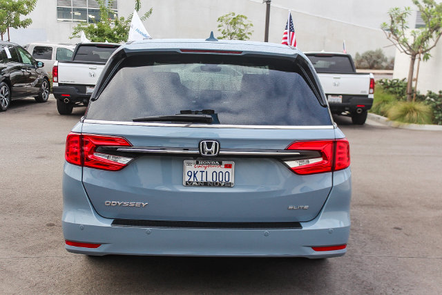 Used 2024 Honda Odyssey Elite image 6