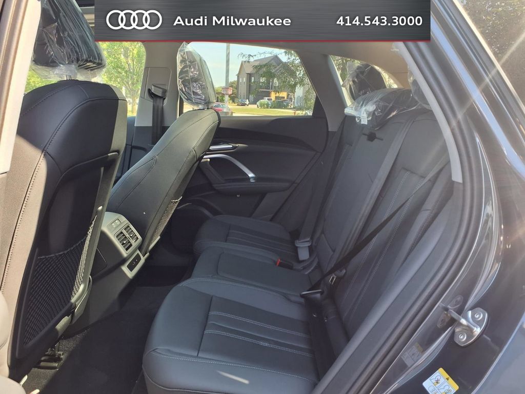 New 2026 Audi Q5 Premium Plus AWD/4WD image 16