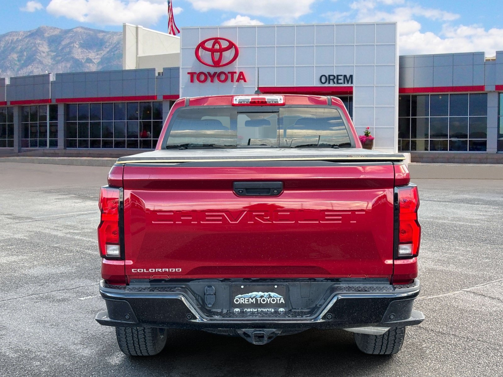 Used 2023 Chevrolet Colorado Z71 w/ Z71 Convenience Package 2 AWD/4WD image 5
