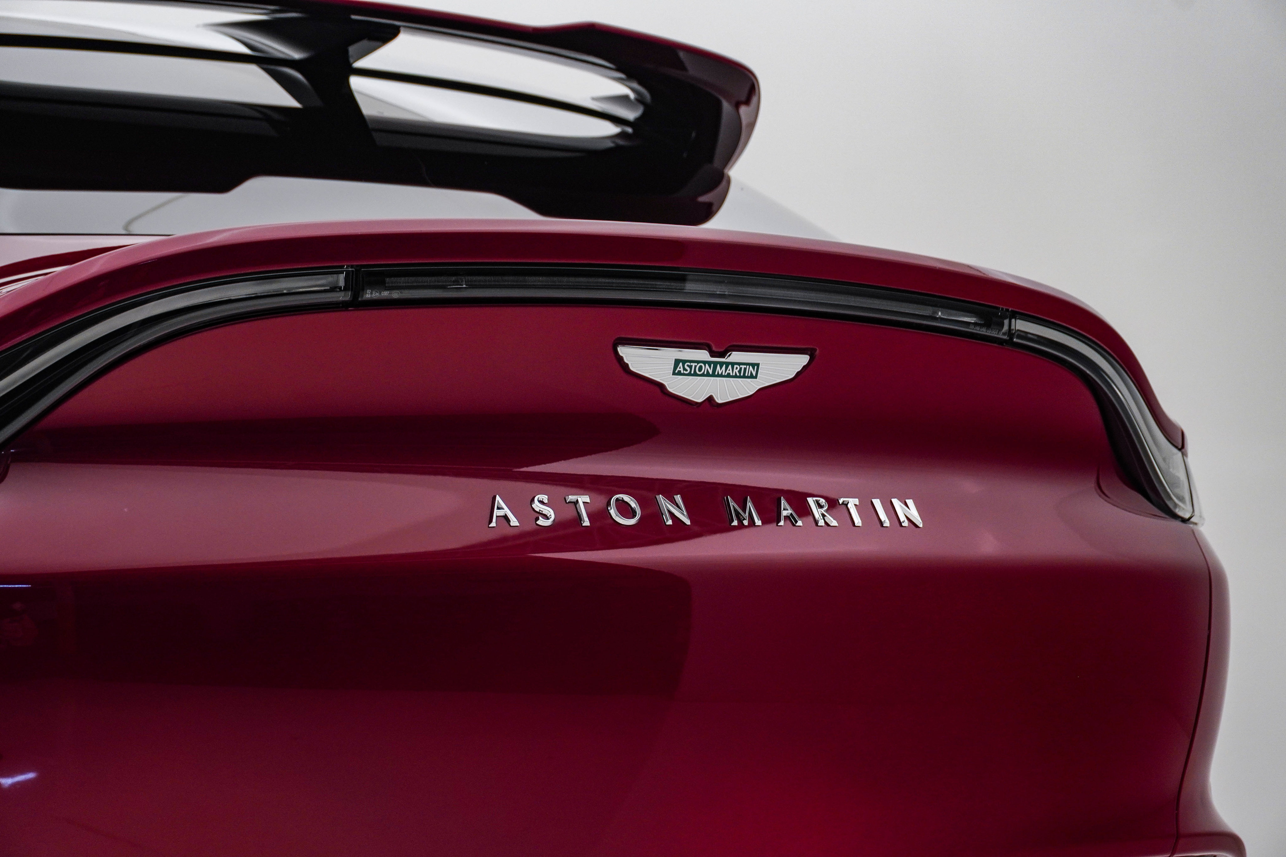 Used 2025 Aston Martin DBX 707 AWD/4WD image 12
