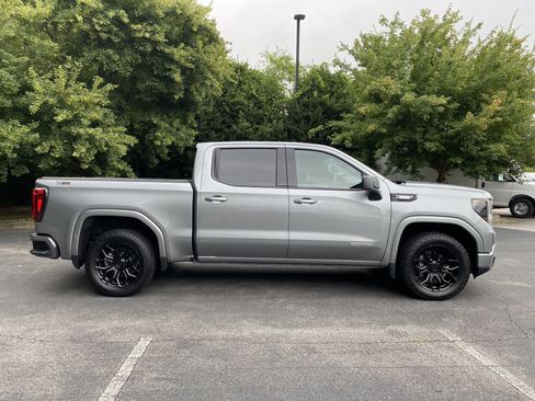 Used 2024 GMC Sierra 1500 Elevation w/ Preferred Package AWD/4WD image 10