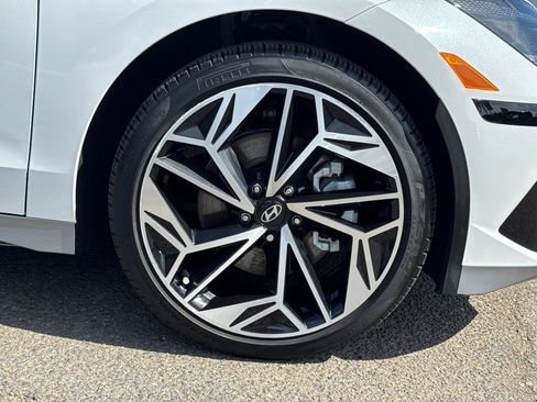 Used 2024 Hyundai Ioniq 6 SEL RWD image 7