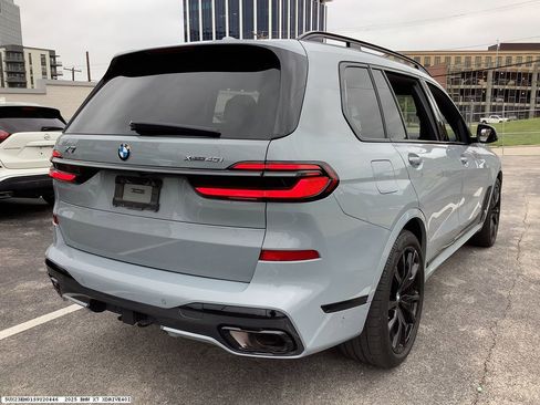 Used 2025 BMW X7 xDrive40i w/ M Sport Package image 5