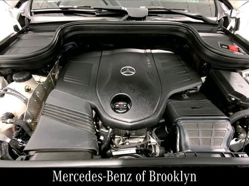 Certified 2023 Mercedes-Benz GLS 450 4MATIC image 31