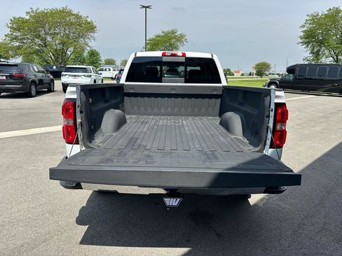 Used 2015 GMC Sierra 1500 SLE w/ SLE Value Package AWD/4WD image 17
