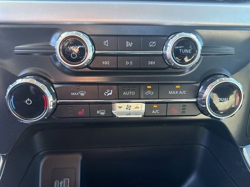 Used 2022 Ford F150 XLT w/ Equipment Group 302A High image 18