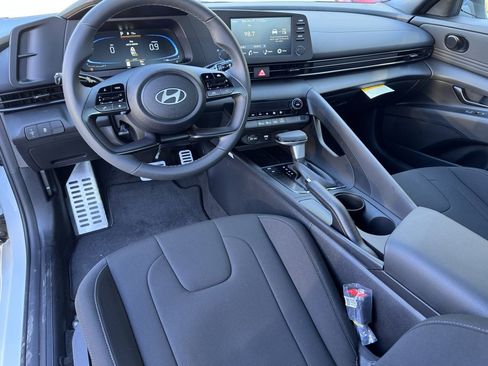 New 2026 Hyundai Elantra Sport image 2