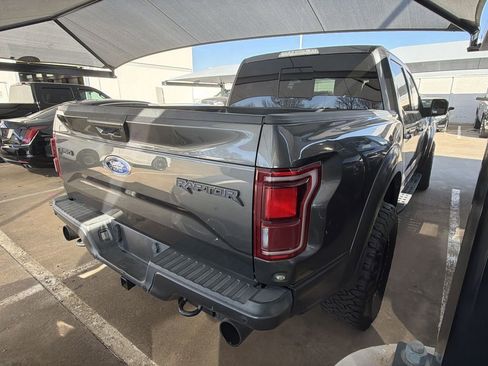 Used 2017 Ford F150 Raptor w/ Equipment Group 802A Luxury image 3