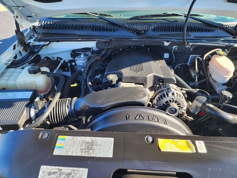 Used 2005 Chevrolet Avalanche 2500 LS w/ Preferred Equipment Group image 21