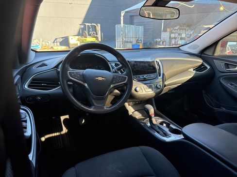 Used 2022 Chevrolet Malibu RS image 12